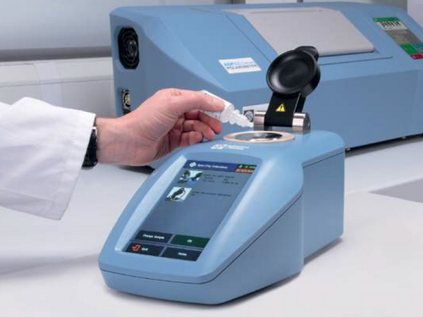 B&S RFM300 Refractometers